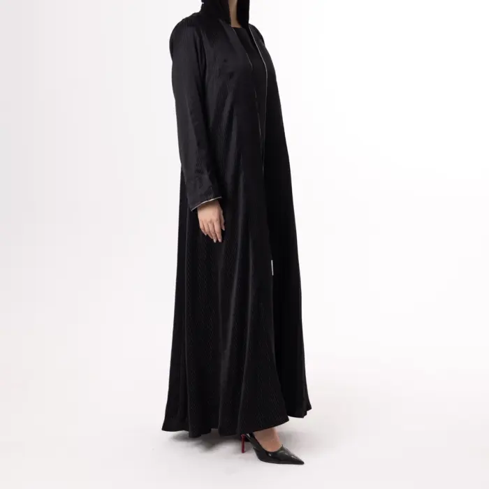 Silken Edge Abaya - Image 2
